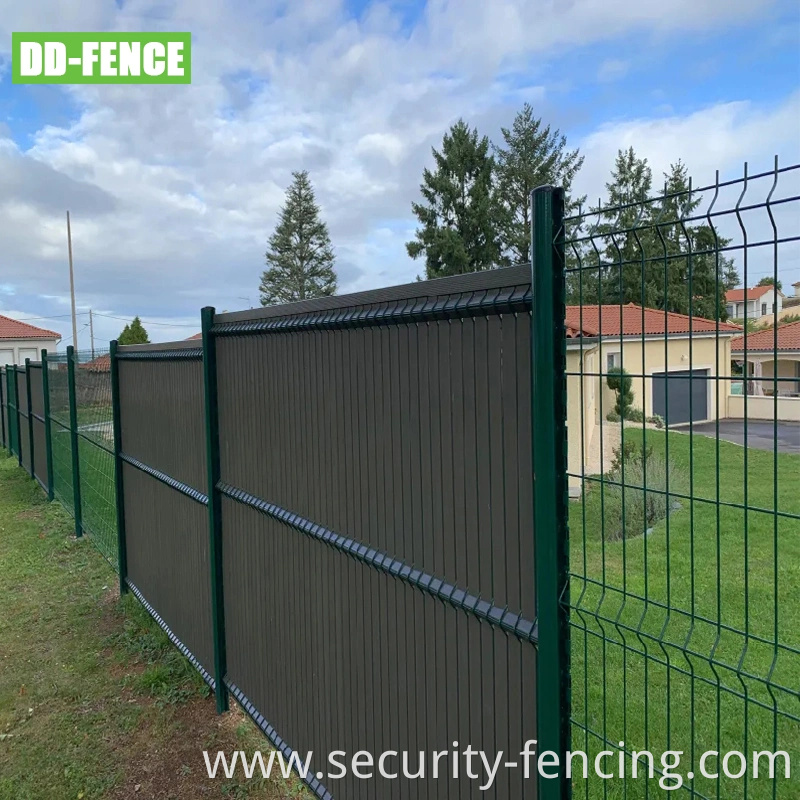 New Design Privacy Mesh Panels and Iron Gates with PVC Slat for Courtyard Garden
